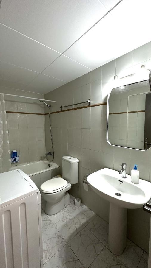 Apartamento De Playa En Santa Margarita. Росес Екстер'єр фото