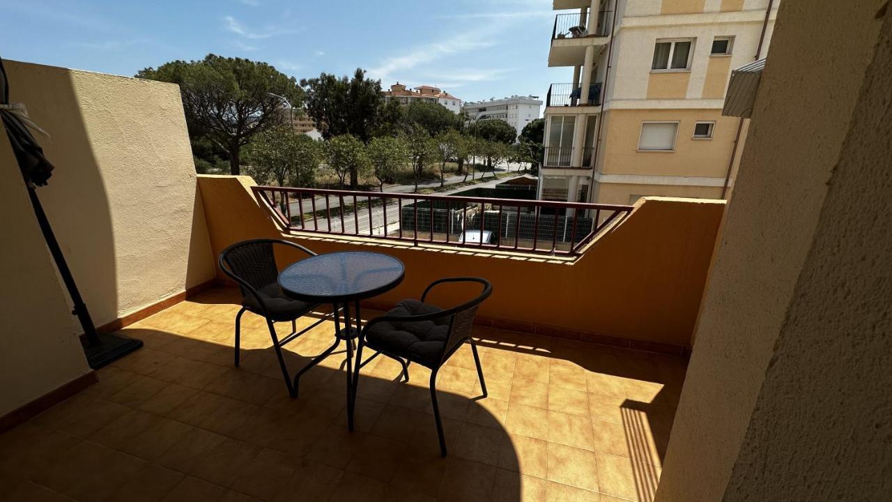 Apartamento De Playa En Santa Margarita. Росес Екстер'єр фото